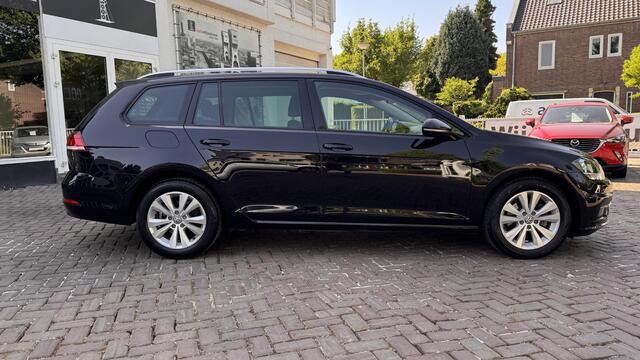 Volkswagen GOLF Variant 1.0 TSI Comfortline Business | Dealer onderhouden | Trekhaak |