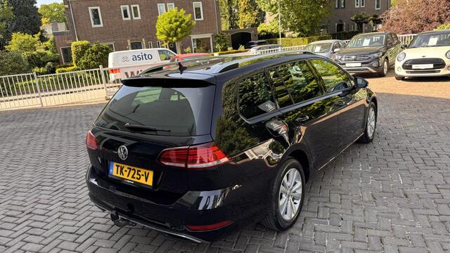 Volkswagen GOLF Variant 1.0 TSI Comfortline Business | Dealer onderhouden | Trekhaak |