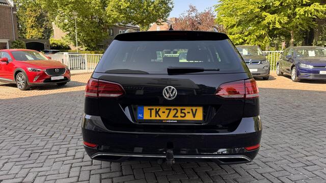 Volkswagen GOLF Variant 1.0 TSI Comfortline Business | Dealer onderhouden | Trekhaak |