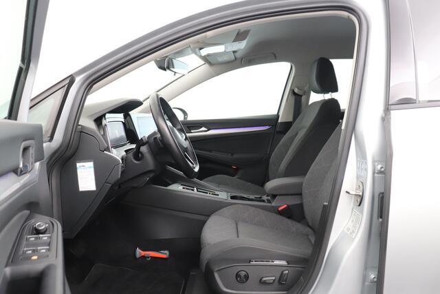 Volkswagen GOLF Variant 1.0 eTSI Business+ Memory Adapt. Cruise Sfeerverlichting