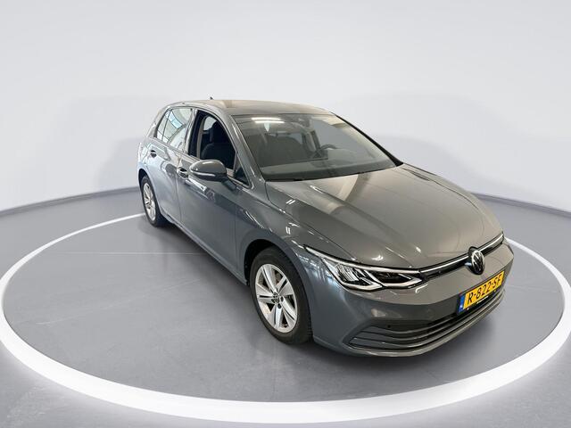 Volkswagen GOLF 1.0 eTsi 110pk DSG Life · Apple/Android Car Play · Navi · P-Sensoren · ACC · DAB · 16'' Inch · Garantie t/m 14-11-2026 of 100.000km
