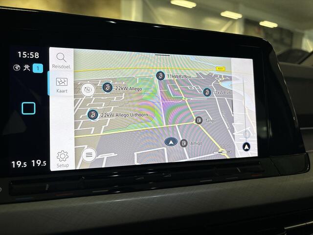Volkswagen GOLF 1.0 eTsi 110pk DSG Life · Apple/Android Car Play · Navi · P-Sensoren · ACC · DAB · 16'' Inch · Garantie t/m 14-11-2026 of 100.000km