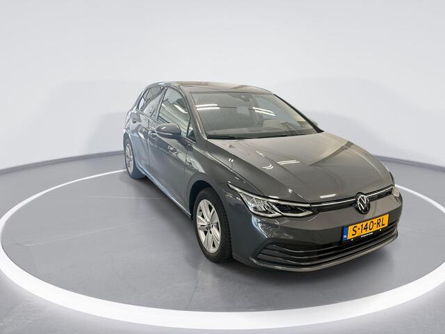 Volkswagen GOLF 1.0 eTsi 110pk DSG Life · Apple/Android Car Play · Navi · P-Sensoren · ACC · DAB · 16'' Inch · Garantie t/m 28-03-2027 of 100.000km