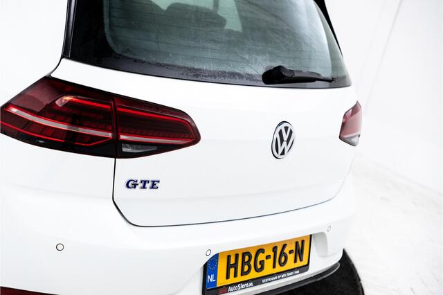 Volkswagen GOLF 1.4 TSI PHEV GTE Adaptive, Apple carplay, Climate,