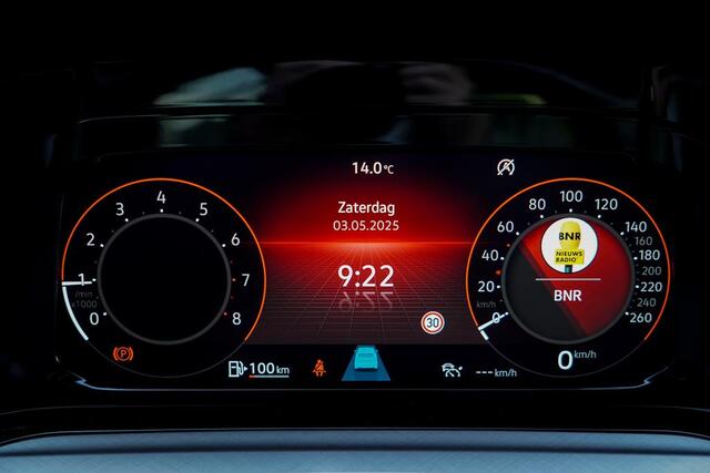 Volkswagen GOLF 1.5 TSI Style / Winterpack / Navi / Carplay / PDC