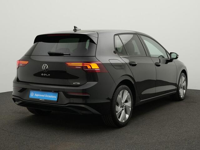 Volkswagen GOLF 1.5 eTSI 150 pk DSG Life Edition | Stuur-/stoelverwarming | Achteruitrijcamera | Adaptive Cruise | Apple Carplay / Android Auto