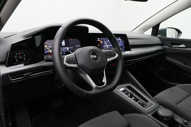 Volkswagen GOLF 1.4 204 pk DSG eHybrid Style | Panoramadak | Trekhaak | Geheugen-/massagestoel | IQ Light | Head-up display | Stuur-/stoelverwarming