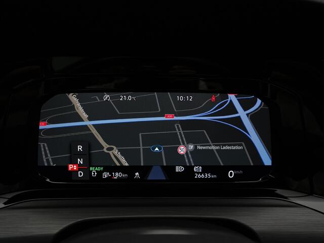 Volkswagen GOLF 1.4 204 pk DSG eHybrid Style | Panoramadak | Trekhaak | Geheugen-/massagestoel | IQ Light | Head-up display | Stuur-/stoelverwarming