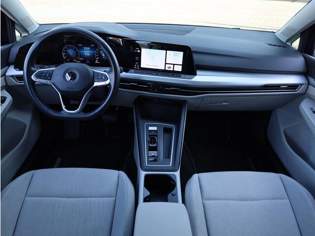 Volkswagen GOLF 1.5 eTSI Life Adaptive Cruise | Stoel&Stuurverwarming | Carplay/Android |