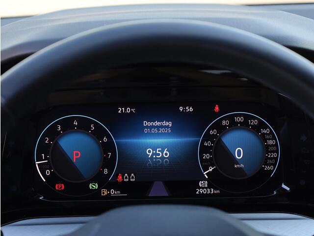 Volkswagen GOLF 1.5 eTSI Life Adaptive Cruise | Stoel&Stuurverwarming | Carplay/Android |
