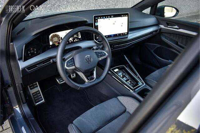 Volkswagen GOLF 1.5 eTSI R-Line Edition | Panorama | Head-Up | Camera | 18"LM | Facelift