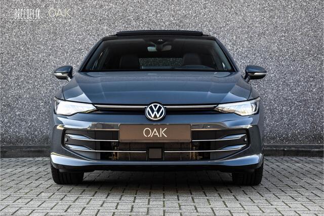 Volkswagen GOLF 1.5 eTSI R-Line Edition | Panorama | Head-Up | Camera | 18"LM | Facelift
