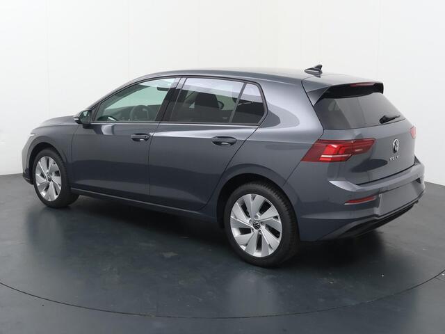 Volkswagen GOLF 8 Life Edition 1.5 TSI 85 kW / 116 pk Hatchback 6 ve