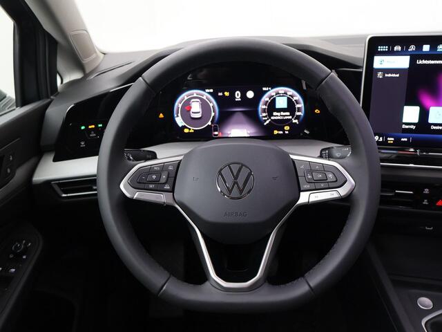 Volkswagen GOLF 8 Life Edition 1.5 TSI 85 kW / 116 pk Hatchback 6 ve
