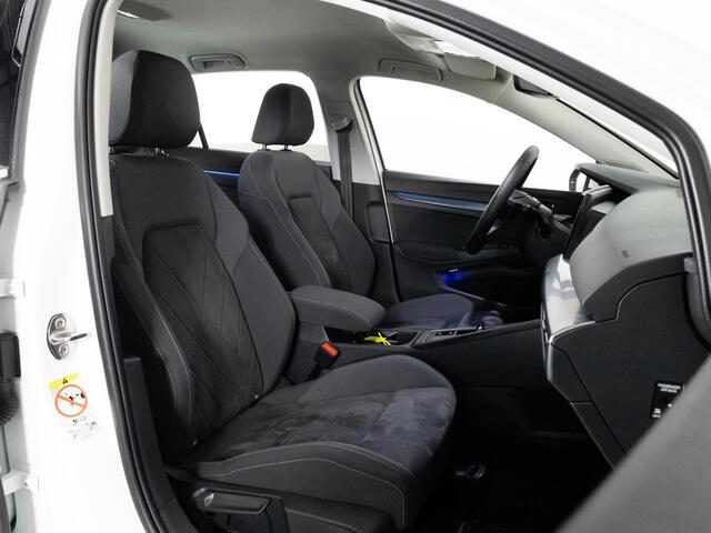 Volkswagen GOLF AUTOMAAT 1.4 204 PK DSG eHybrid Style | LED IQ | Navigatie| Travel Assist | Adaptieve Cruise Control