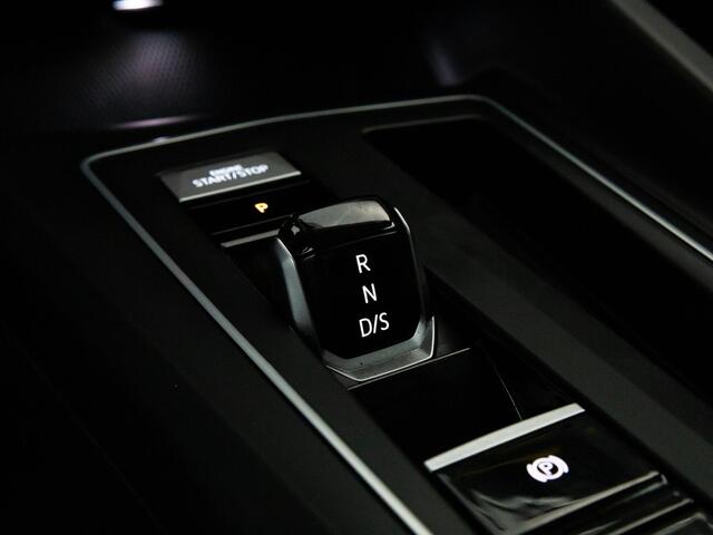 Volkswagen GOLF AUTOMAAT 1.4 204 PK DSG eHybrid Style | LED IQ | Navigatie| Travel Assist | Adaptieve Cruise Control