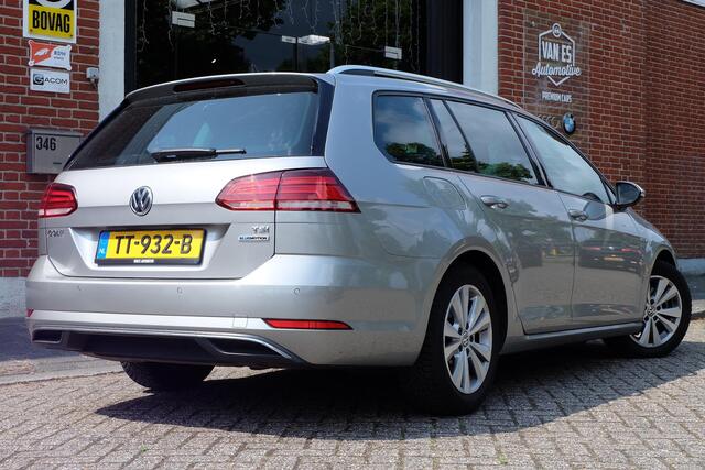 Volkswagen GOLF Variant 1.5 TSI Comfortline Business / LED / CarPlay / ergoActive / ACC