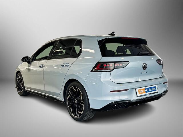 Volkswagen GOLF 1.5 eTSI R-Line / 18 inch lichtmetaal / Assistance Pakket / Matrix-ledkoplampen / Verwarmbare voorstoelen