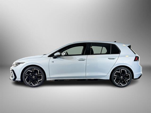 Volkswagen GOLF 1.5 eTSI R-Line / 18 inch lichtmetaal / Assistance Pakket / Matrix-ledkoplampen / Verwarmbare voorstoelen
