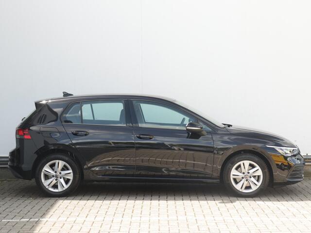 Volkswagen GOLF 1.0 TSI Life | Navigatie | Camera | Stoel- en Stuurverwarming | Carplay & Android auto | Sfeerverlichting | Adaptive Cruise |
