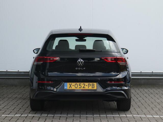 Volkswagen GOLF 1.0 TSI Life | Navigatie | Camera | Stoel- en Stuurverwarming | Carplay & Android auto | Sfeerverlichting | Adaptive Cruise |