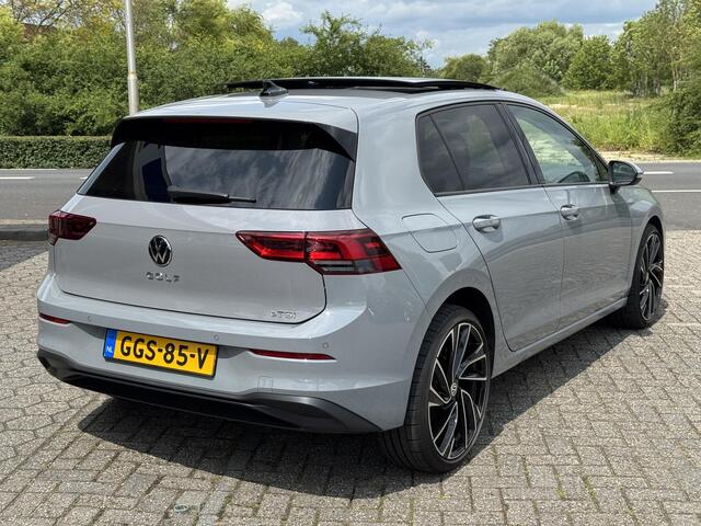 Volkswagen GOLF 1.0 eTSI Life Business PANO | KLIMA | NAVI | NARDO | BOVAG!!
