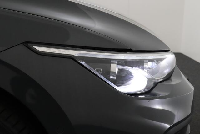Volkswagen GOLF 1.5 Aut. eTSI Style Pano-dak Memory Dodehoek Stoelverwa.+Stuur