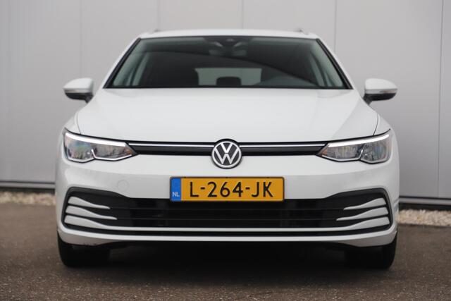 Volkswagen GOLF Variant 1.0 eTSI Life Automaat Navigatie Carplay Android Memory Sportstoel Getint Glas 17 inch LMV Sfeerverlichting Adaptive Cruise