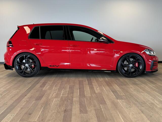 Volkswagen GOLF 2.0 TSI GTI TCR AKRA | DCC | DYN | KW