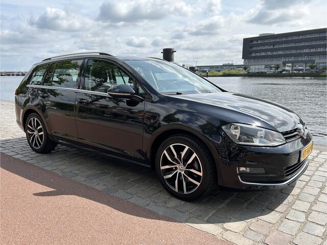 Volkswagen GOLF Variant 1.4 TSI Business Edition Connected Aut. Navi Camera ECC