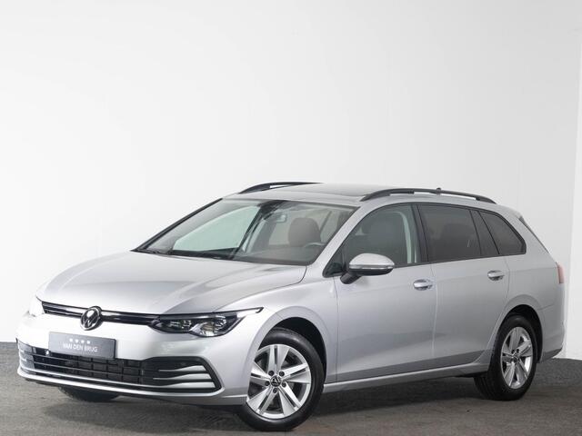 Volkswagen GOLF Variant 1.0 eTSI Life DSG | LED | Panoramadak | Camera | Stoel & stuur verwarming | Navigatie | Side assist |