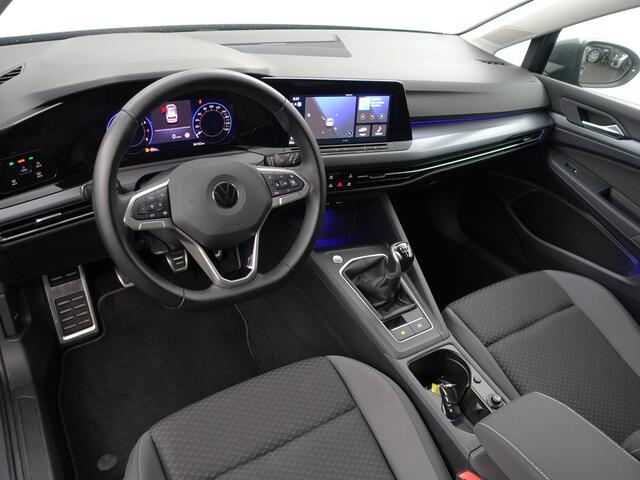 Volkswagen GOLF 1.5 TSI 24dkm, Sfeerverlichting, CarPlay, Android Auto, Keyless, Dynamic Select, IQ Led, Privacy Glass