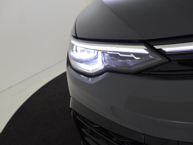 Volkswagen GOLF Variant 1.5 eTSI R-Line Edition