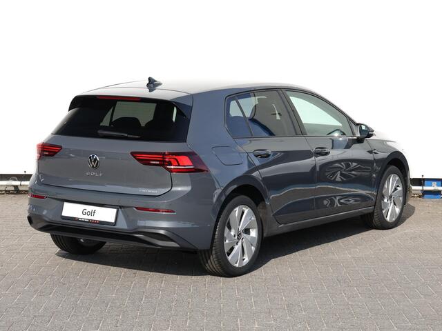 Volkswagen GOLF Life Edition 1.5 eHybrid 150 kW / 204 pk Hatchback | App-Connect | Keyless | Camera | Getint glas |