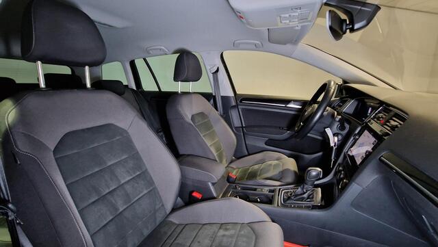 Volkswagen GOLF Variant 1.5 TSI Highline | Navigatie | DAB | Trekhaak