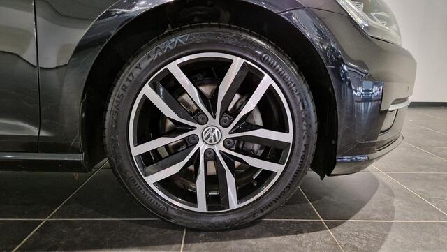 Volkswagen GOLF Variant 1.5 TSI Highline | Navigatie | DAB | Trekhaak