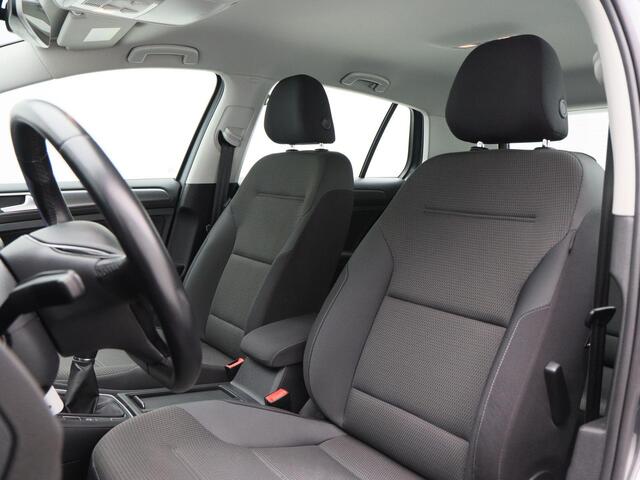 Volkswagen GOLF 1.0 TSi 115 Pk Comfortline | Cruise Control | Climate Control | Parkeersensoren | Navigatie | Carplay | 124.275 Km!!