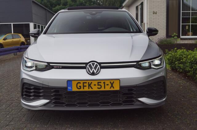 Volkswagen GOLF GTI Clubsport 2.0 TSI (300pk) DSG IQ Light/Pano/ACC/Camera/19 in