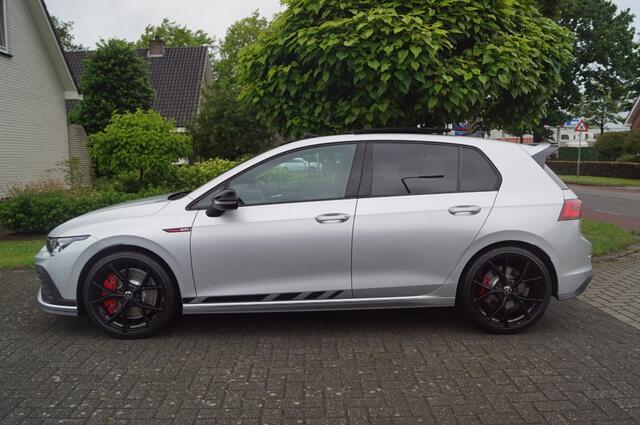 Volkswagen GOLF GTI Clubsport 2.0 TSI (300pk) DSG IQ Light/Pano/ACC/Camera/19 in