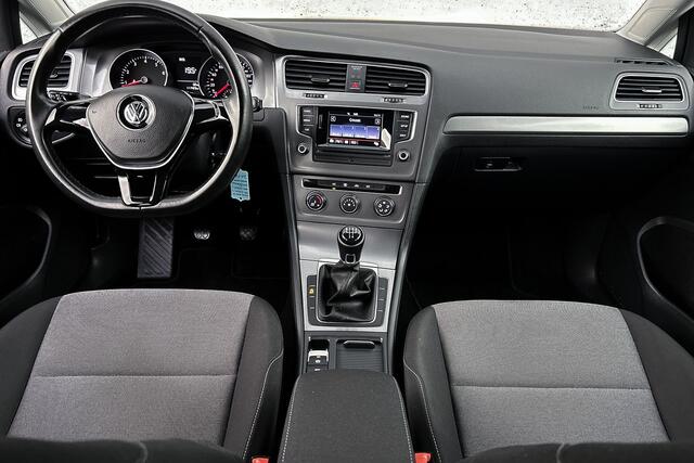 Volkswagen GOLF 1.2 TSI Trendline | Trekhaak | Cruise control | Airconditioning | Comfortstoelen