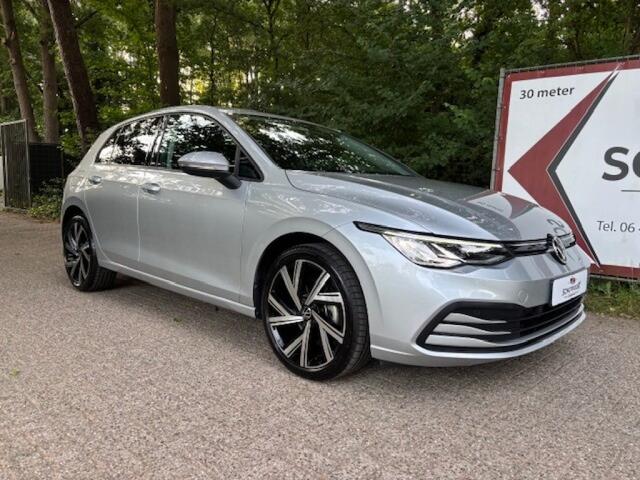Volkswagen GOLF 1.0 ETSI LIFE BNS**18inch/DAB/Carplay/weinig km**