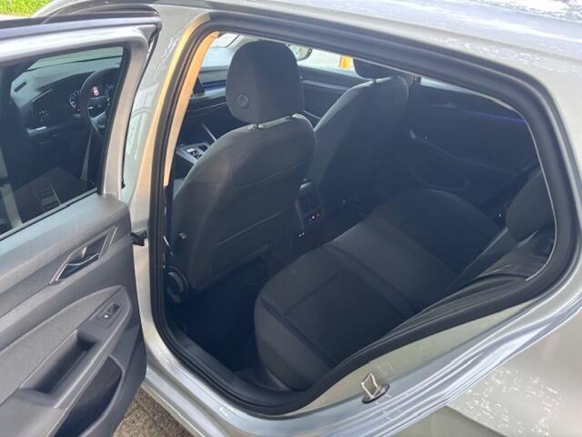 Volkswagen GOLF 1.0 ETSI LIFE BNS**18inch/DAB/Carplay/weinig km**