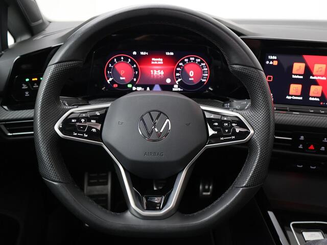 Volkswagen GOLF 1.5 eTSI R-Line Business | 150 PK | Automaat | Head-up display | Achteruitrijcamera | R-Line |