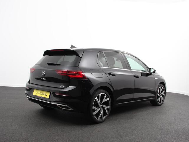 Volkswagen GOLF 1.5 eTSI 150pk DSG Style Climate control Adaptive cruise control Navigatie LED Sfeerverlichting Voorstoelen verwarmd Apple Carplay/ Android Auto Lichtmetalen Velgen