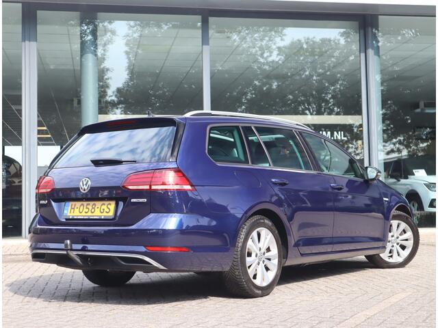 Volkswagen GOLF Variant 1.5 TSI Comfortline Business / Panoramadak