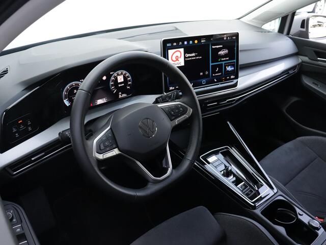 Volkswagen GOLF 1.5 eTSI Life Edition 8.5 | LED Plus | 360 Camera | Dodehoekdetectie | ErgoActive | Stoel- en Stuurverwarming | Travel Assist |