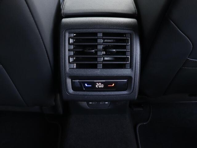 Volkswagen GOLF 1.5 eTSI Life Edition 8.5 | LED Plus | 360 Camera | Dodehoekdetectie | ErgoActive | Stoel- en Stuurverwarming | Travel Assist |