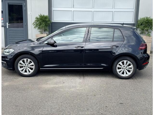 Volkswagen GOLF 1.0 TSI Comfortline Business /NAP/ AIROC / GARANTIE /