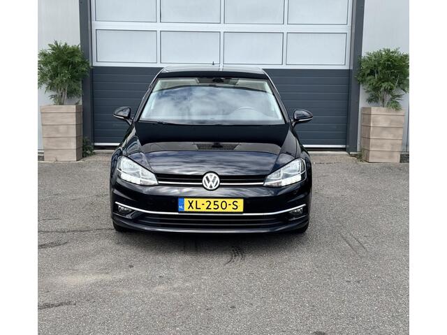 Volkswagen GOLF 1.0 TSI Comfortline Business /NAP/ AIROC / GARANTIE /