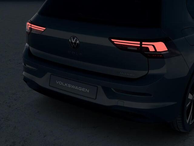 Volkswagen GOLF Life Edition 1.5 eHybrid 150 kW / 204 pk Hatchback